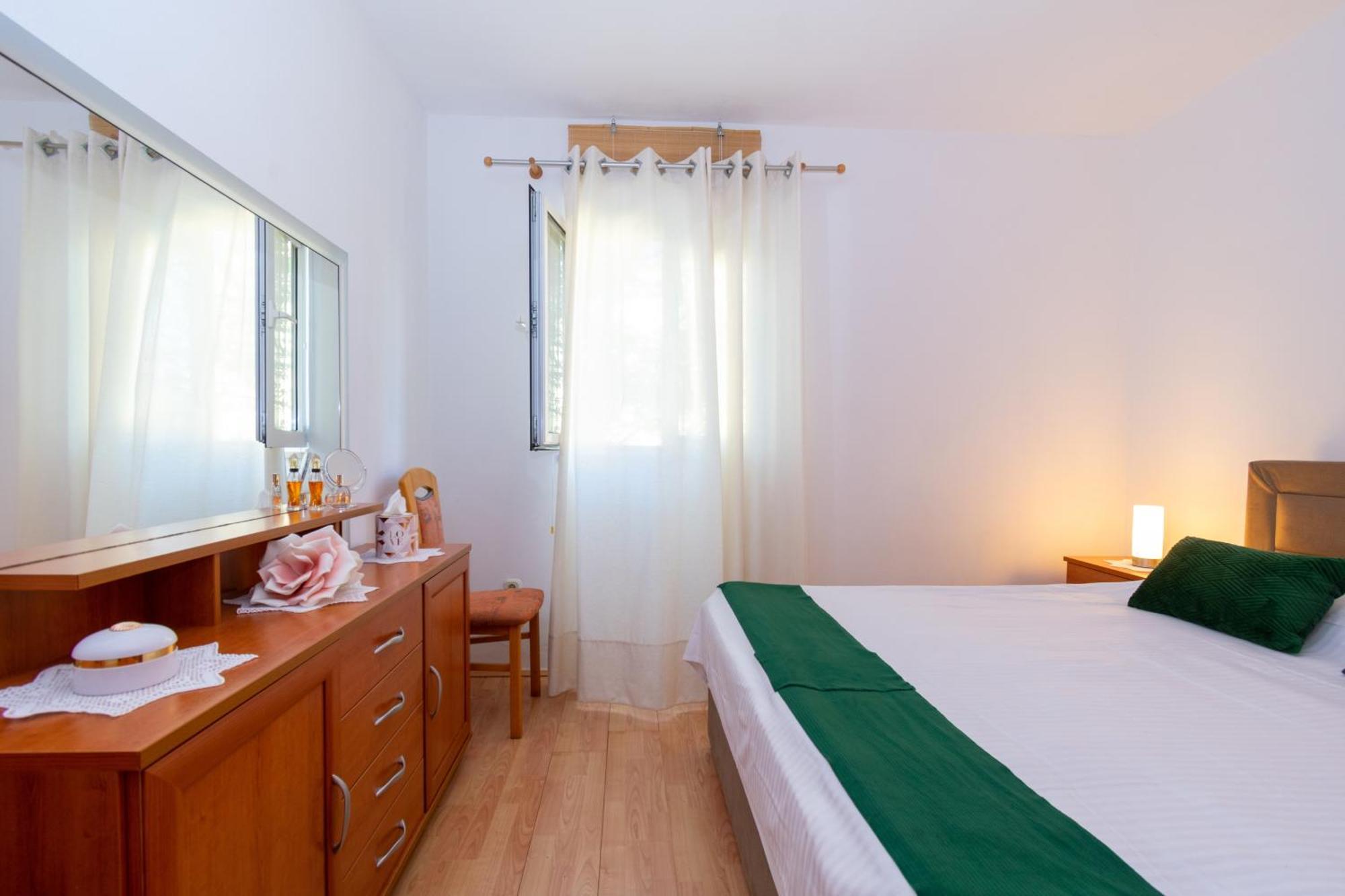 Apartments By The Sea Mandre, Pag - 4093 Kolan Quarto foto